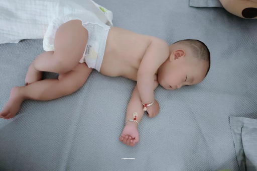 大庆宝宝呼吸道感染发烧